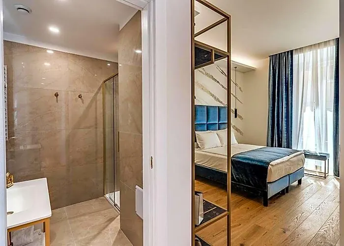 Hotel Goldoni 47 3*